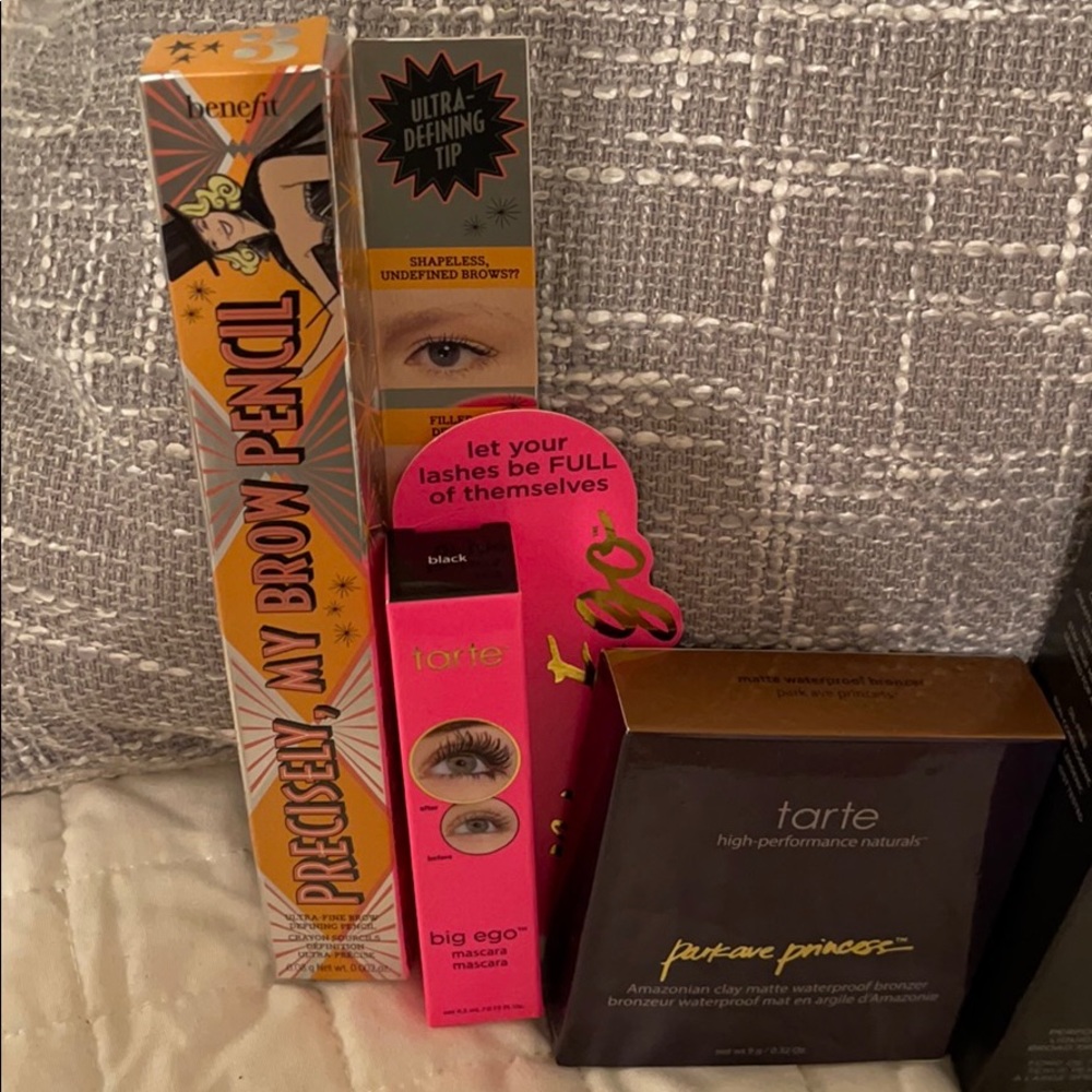Makeup bareMinerals, Tarte, Benefit, NYX, Sephora - Picture 2 of 3
